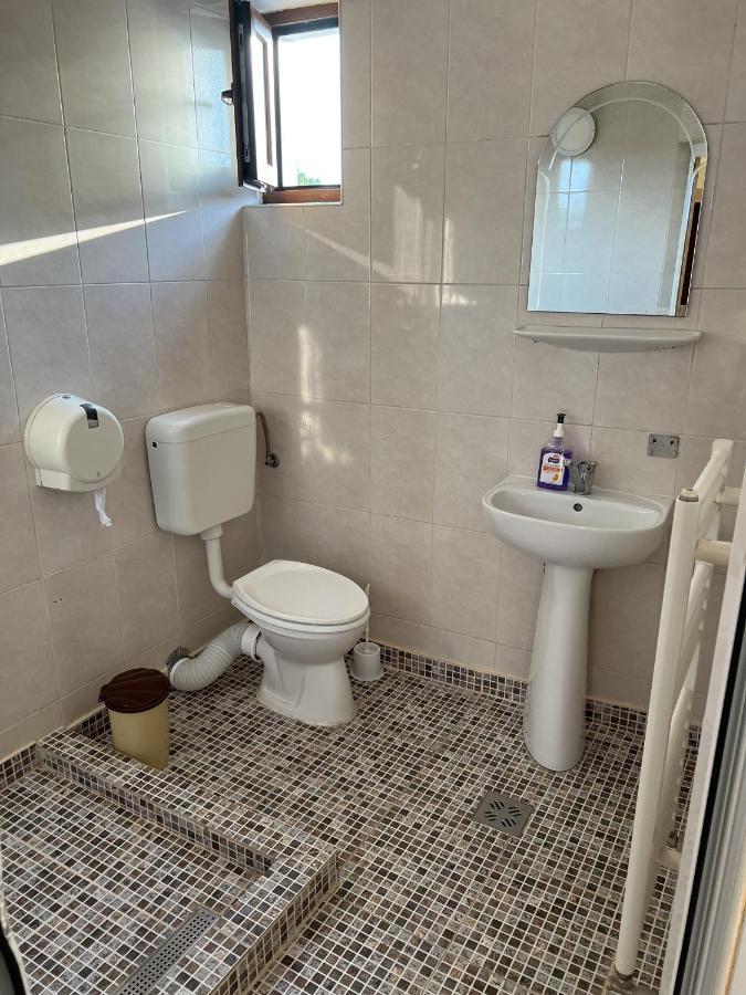 Hotel Monte Carlo Piteşti Extérieur photo