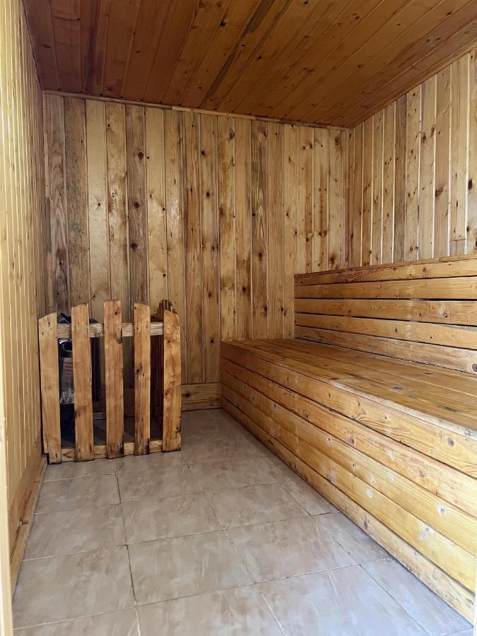 Hotel Monte Carlo Piteşti Extérieur photo